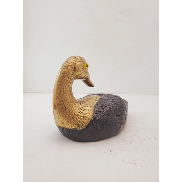 Vintage resin Carved Duck with Brass Head Head, Small Duck Decoy Figurin… - Picture 7 of 10